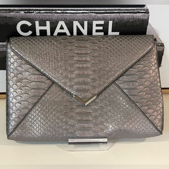 Stella & Dot Silver Embossed Snakeskin Clutch Metallic Envelope Evening Bag - Picture 4 of 9